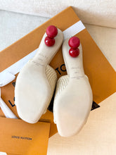 Load image into Gallery viewer, π LOUIS VUITTON LV x TM Takashi Murakami Raffia Cherry Cherie Mule / (EU) 38.5