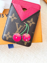 Load image into Gallery viewer, π LOUIS VUITTON LV x TM Takashi Murakami Monogram Cherry Porte-Cartes Magnet