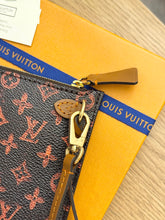 Load image into Gallery viewer, LOUIS VUITTON Catogram Pochette Wristlet Pouch