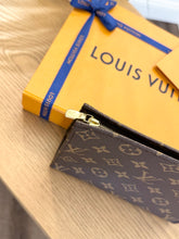 Load image into Gallery viewer, LOUIS VUITTON 2024 Monogram Canvas Toiletry Pouch 19
