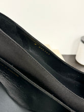 Load image into Gallery viewer, CHANEL 2020 Grosgrain Fabric Uniform Pumps in Black - EU37