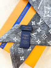Load image into Gallery viewer, 🩶 BRAND NEW! LOUIS VUITTON 2025 Monogram Infinity Denim BB Bandeau / Grey
