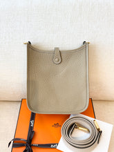 Load image into Gallery viewer, ✨NEW✨2025 Hermes Evelyne TPM 16 Amazone Bag / Trench / Gold Hardware