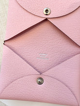 Load image into Gallery viewer, Hermes 2024 Chevre Mysore Calvi Card Holder- Rose Sakura