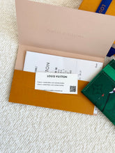 Load image into Gallery viewer, LOUIS VUITTON Golf Green Monogram Heritage Double Card Holder / Green