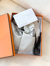 Load image into Gallery viewer, ✨ICONIC✨Hermes Women’s Calfskin Oran Sandals / Gold / (EU)38.5