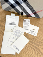 Load image into Gallery viewer, BURBERRY 2024 Snip Shoulder Bag in Sand