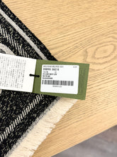 Load image into Gallery viewer, GUCCI GG Wool Jacquard Scarf - Black/Ivory