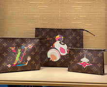 Load image into Gallery viewer, LOUIS VUITTON 2025 LV x TM Takashi Murakami Monogram Toiletry Pouch 15 - Small