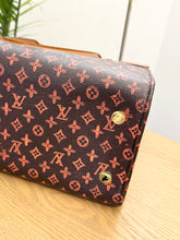 Load image into Gallery viewer, • LIMITED EDITION • LOUIS VUITTON Catogram City Steamer Cabas XXL Tote Bag