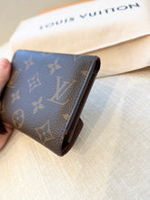 Load image into Gallery viewer, LOUIS VUITTON Monogram Canvas Victorine Compact Wallet
