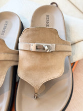 Load image into Gallery viewer, HERMES Empire Kelly Buckle Suede Sandal / Beige / EU (37)