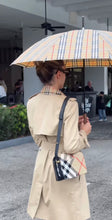 Load image into Gallery viewer, BURBERRY 2024 Snip Shoulder Bag in Sand