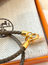 Load image into Gallery viewer, ✨BRAND NEW✨2025 Hermes Glenan Double Tour Bracelet / Étoupe / Size T2