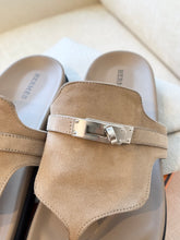Load image into Gallery viewer, HERMES Empire Kelly Buckle Suede Sandal / Beige / EU (37)