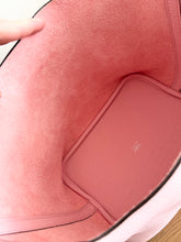 Load image into Gallery viewer, HERMES 2024 Clemence Picotin Lock 22 Palladium Hardware in Rose Sakura