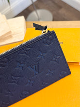 Load image into Gallery viewer, LOUIS VUITTON 2024 Monogram Empreinte Leather Zippy Coin Holder - Navy