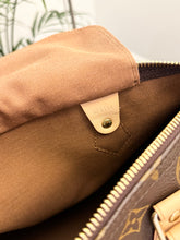 Load image into Gallery viewer, LOUIS VUITTON Monogram Speedy 30 Satchel Bag