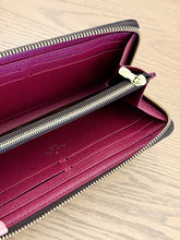 Load image into Gallery viewer, LOUIS VUITTON Clémence Monogram Zippy Wallet in Fuchsia