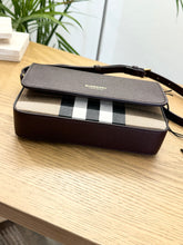 Load image into Gallery viewer, BURBERRY Calfskin House Check Tartan Mix Hampshire Crossbody Bag in Burgundy