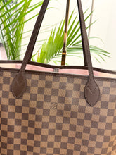Load image into Gallery viewer, LOUIS VUITTON Neverfull MM Damier Ebene Canvas Tote Bag in Rose Ballerine