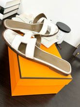 Load image into Gallery viewer, ▪️SOLD▪️HERMES Oran Sandals in White - EU37.5