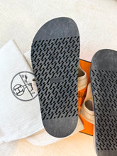 Load image into Gallery viewer, HERMES Empire Kelly Buckle Suede Sandal / Beige / EU (37)