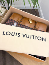 Load image into Gallery viewer, • LIMITED EDITION • LOUIS VUITTON Catogram City Steamer Cabas XXL Tote Bag