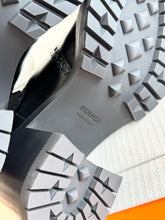 Load image into Gallery viewer, Hermes 2025 Lindsay 70 Ankle Boots - Black / EU 39