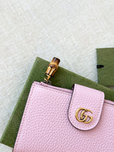 Load image into Gallery viewer, GUCCI Medium Double G Bi-Fold Compact Wallet with Bamboo / Pink