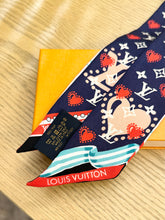 Load image into Gallery viewer, LOUIS VUITTON 2021 I LV U BB Monogram Silk Bandeau in Navy