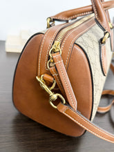 Load image into Gallery viewer, ▪️SOLD▪️GUCCI GG Supreme Canvas Small Boston Bag in Beige/Brown