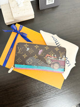 Load image into Gallery viewer, LOUIS VUITTON Limited Edition Monogram Pattern Zippy Wallet