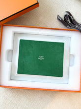 Load image into Gallery viewer, HERMES Tigre Altai Porcelain Change Tray / Marine / Vert Menth