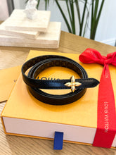 Load image into Gallery viewer, LOUIS VUITTON 2024 LV Mini Flowergram 15mm Reversible Belt - Black - 90cm