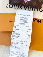 Load image into Gallery viewer, LOUIS VUITTON 2025 LV x TM Takashi Murakami Monogram Toiletry Pouch 15 - Small