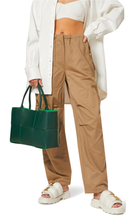 Load image into Gallery viewer, BOTTEGA VENETA Medium Arco Tote Bag in Raintree