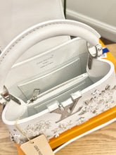 Load image into Gallery viewer, LOUIS VUITTON 2024 - LIMITED EDITION - Capucines Mini Ski Snowflake Satchel Bag