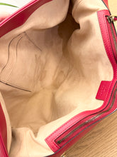 Load image into Gallery viewer, GUCCI GG Marmont Large Shoulder Bag in Hibiscus Red