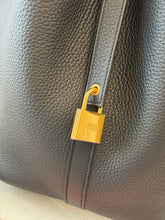 Load image into Gallery viewer, HERMES 2025 Sac Picotin Lock 26 Clemence Leather Bag - Noir / GHW