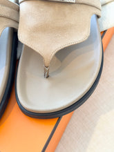 Load image into Gallery viewer, HERMES Empire Kelly Buckle Suede Sandal / Beige / EU (37)