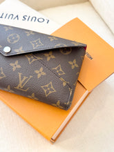 Load image into Gallery viewer, LOUIS VUITTON 2025 Monogram Canvas Kirigami Organizer / Pondicherry Pink