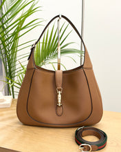 Load image into Gallery viewer, ~ BRAND NEW ~ GUCCI 2024 Jackie 1961 Medium Shoulder Bag in Cuir Leather