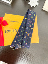 Load image into Gallery viewer, ▪️SOLD▪️LOUIS VUITTON 2022 Monogram LV Garden Silk Bandeau - Blue