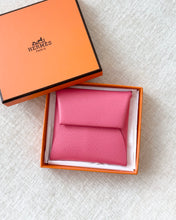 Load image into Gallery viewer, HERMES 2023 Bastia Change Purse / Epsom / Rose Azalee