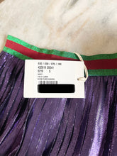 Load image into Gallery viewer, GUCCI Children’s Silk Pleated Skirt in Shine Purple (5 years)