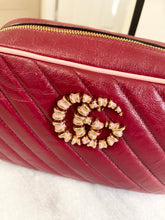Load image into Gallery viewer, GUCCI Matelasse Diagonal Small Enamel GG Marmont Chain Crossbody Bag in Red