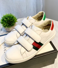 Load image into Gallery viewer, GUCCI New Ace Logo Sneakers In White EU37