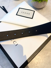Load image into Gallery viewer, GUCCI Unisex GG Gold Buckle 1” Width Leather Belt In Black 85/34