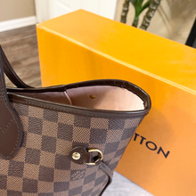 Load image into Gallery viewer, LOUIS VUITTON Damier Ebene Neverfull MM Tote In Rose Ballerine